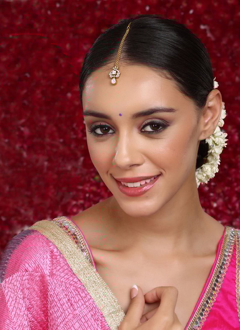 Kundan And Stone Work Gold Plated Maangtikka Festive Wear