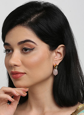 Kundan White Stone Earrings With Light Pink Pearl Drops