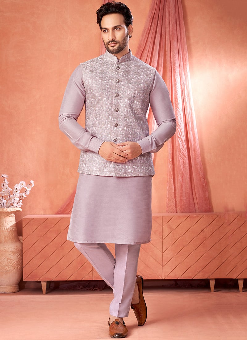 Lavender Banarasi Silk Embroidered Sequins Thread Bandi Set Festive Wear