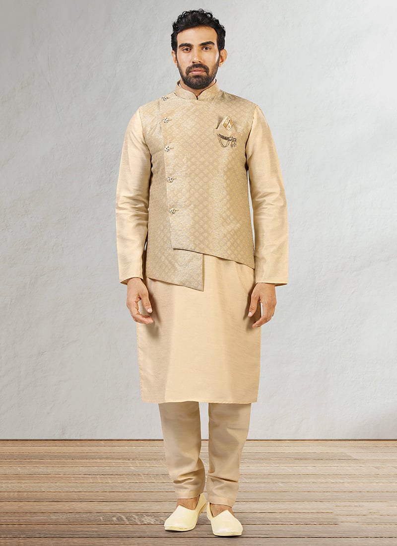 Light Gold Jacquard Benarasi Silk Bandi Set