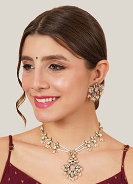 Light Pink Kundan And Beads Necklace