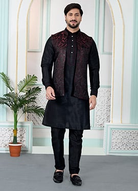 Majestic Maroon Silk Jacquard Bandi Set