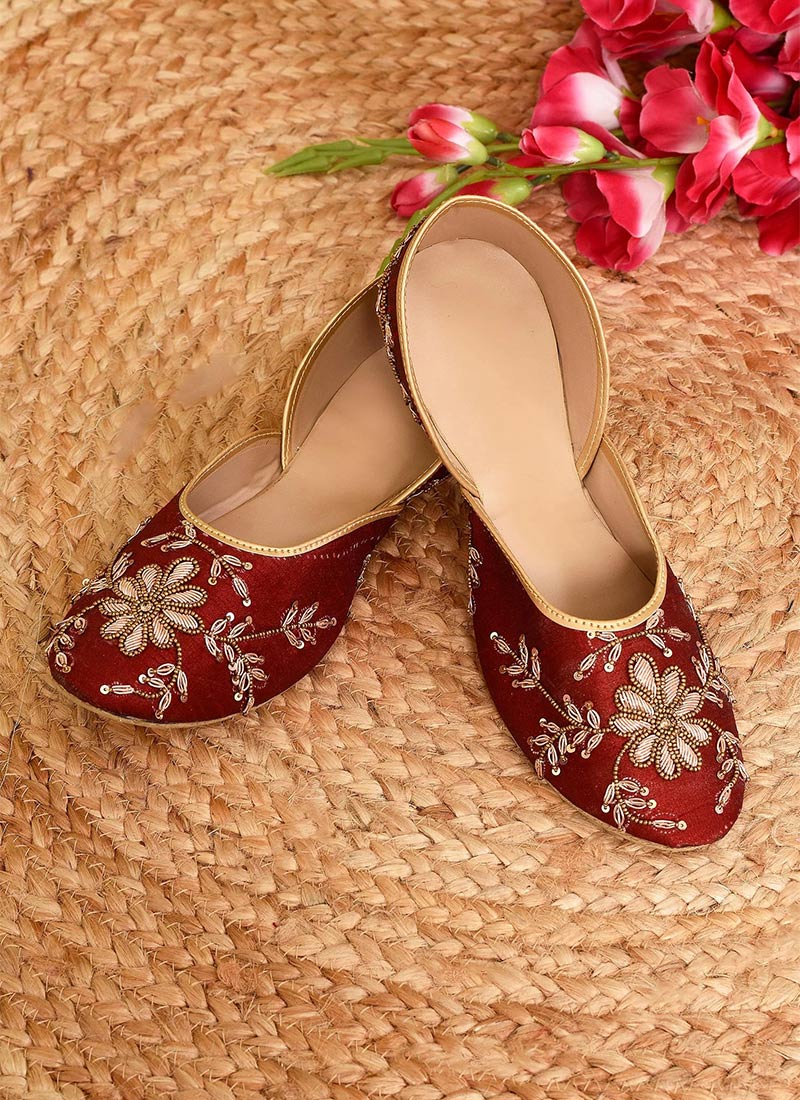 Maroon Dupion Silk Embroidered Zari Juti For Women
