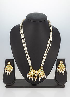 Mint Green Kundan Moti Necklace