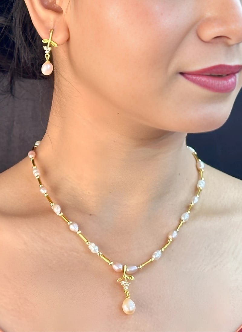 Multicolored Pearl Necklace