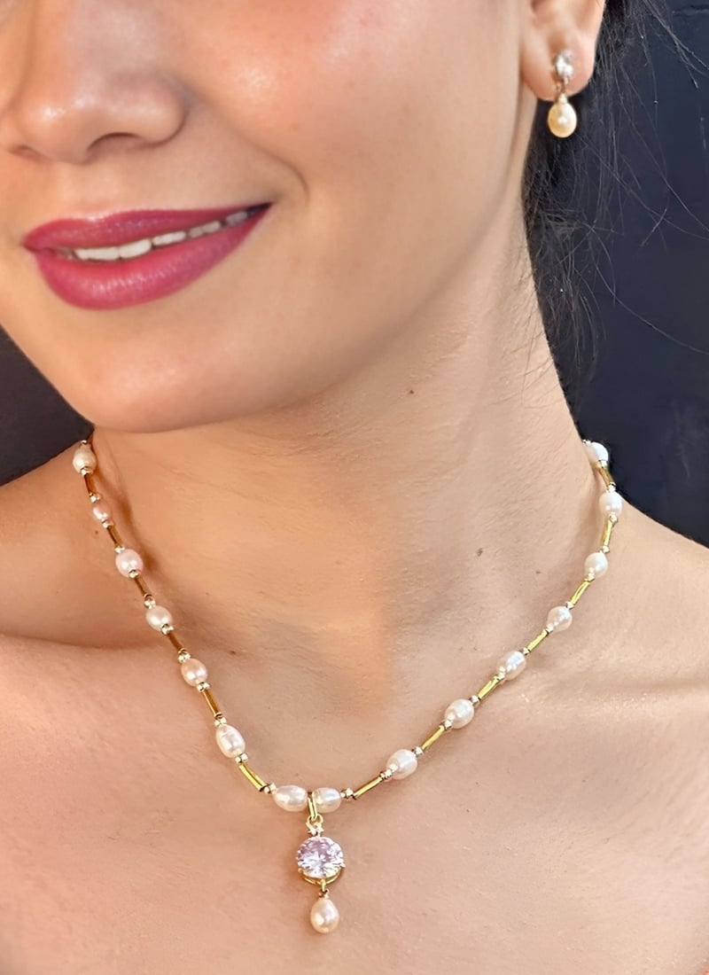 Multicolored Pearl Stone Necklace