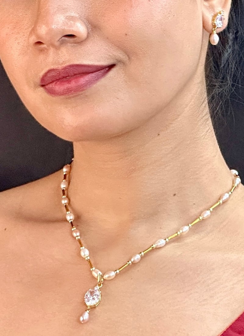 Multicolored Pearl Stone Necklace