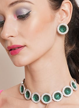 Necklace Of Green Stone Splendor