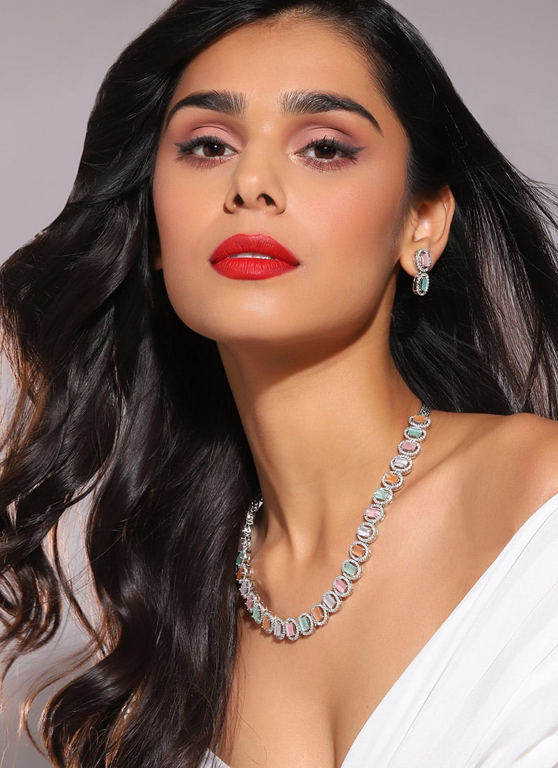 Necklace Of Multicolored Kundan Stone Glow Wedding Wear