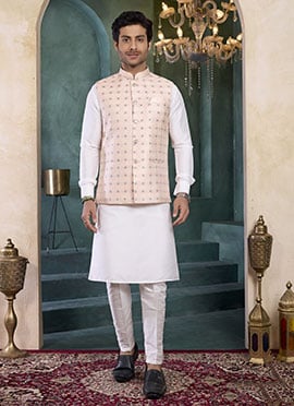 Off White Banarasi Silk Jacquard Bandi Set