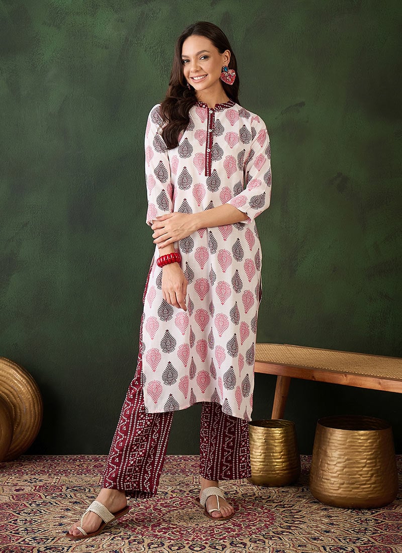 Off White Cotton Printed Kurta Straight Pant Set