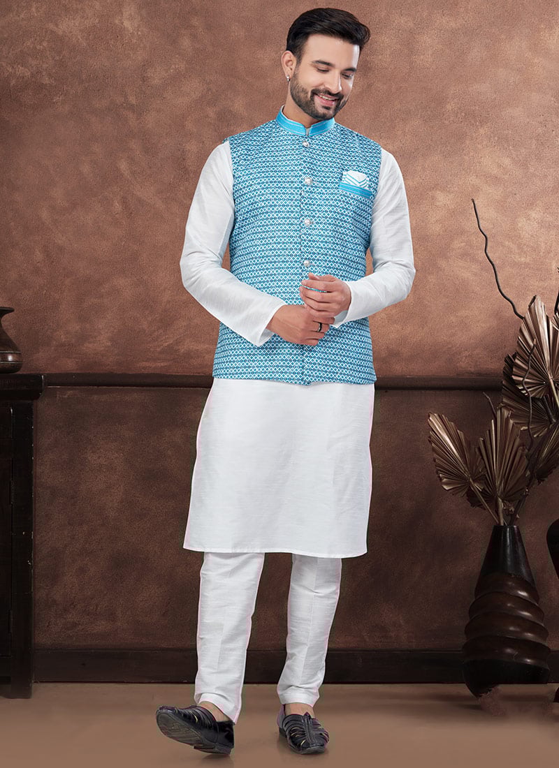 Off White Dupion Silk Jacquard Bandi Set