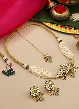 Opulent Green Kundan Beads Choker