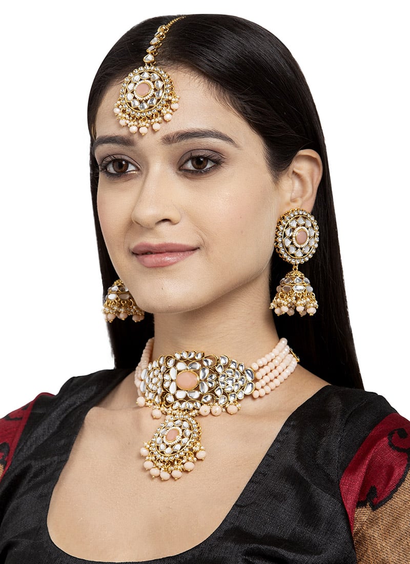 Peach Multi Strand Kundan Floral Choker Set With Jhumka And Maangtikka