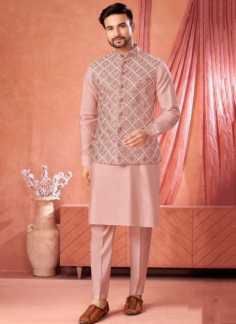 Pink Banarasi Silk Embroidered Sequins Thread Bandi Set Festive Wear