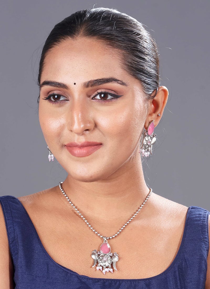 Pink Kundan And Beads Necklace Festive Wear
