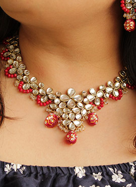 Pink Kundan And Moti Necklace