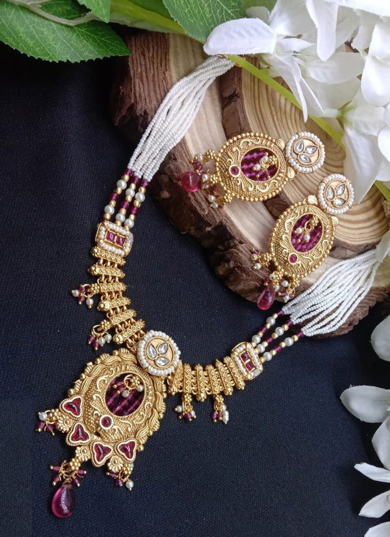 Pink Kundan Beads Pearl Exquisite Necklace Set Wedding Wear