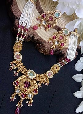 Pink Kundan Beads Pearl Graceful Necklace Set