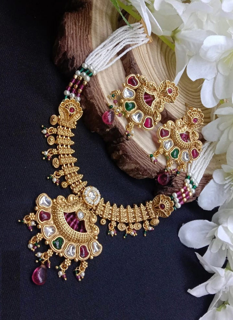 Pink Kundan Beads Pearl Womens Necklace Set Wedding Wear