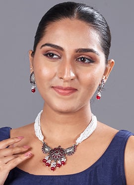 Pink Kundan With Beads And Moti Necklace