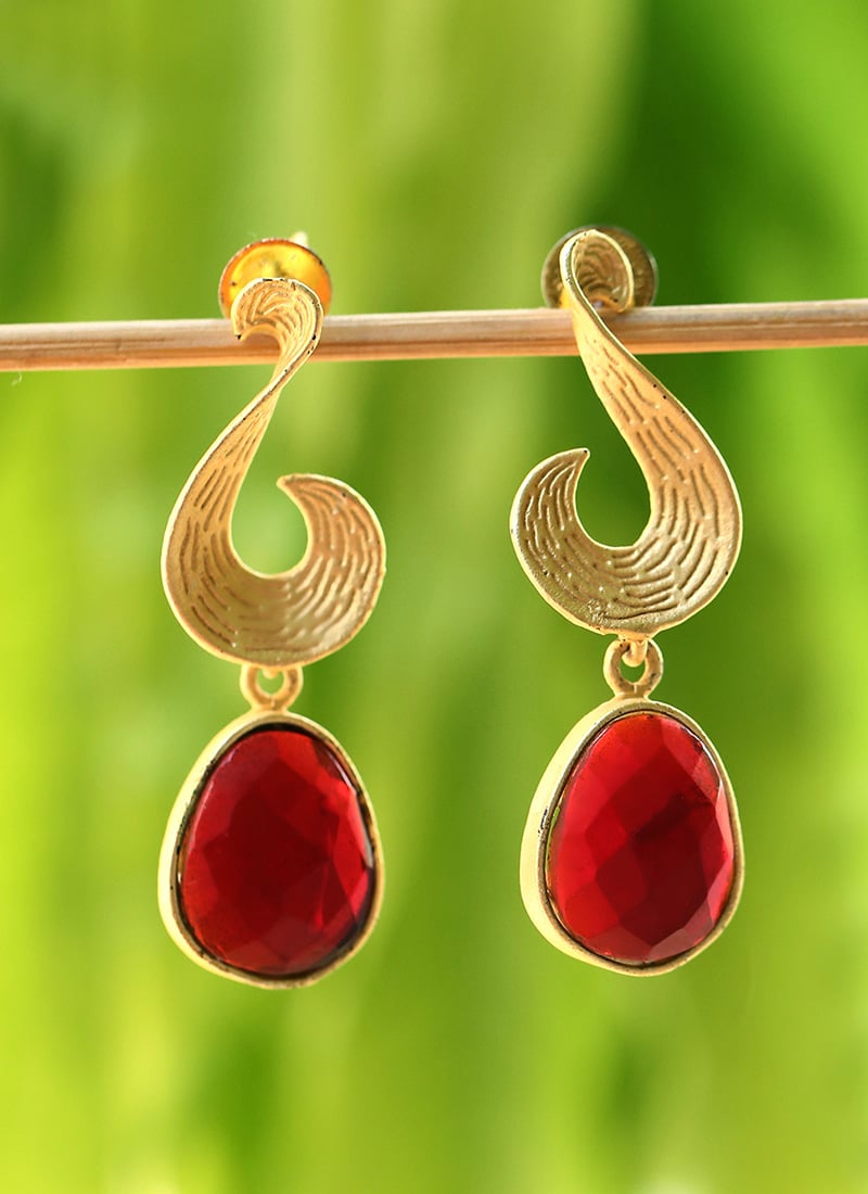 Pleasing Gold Plated Alloy Danglers Party Wear