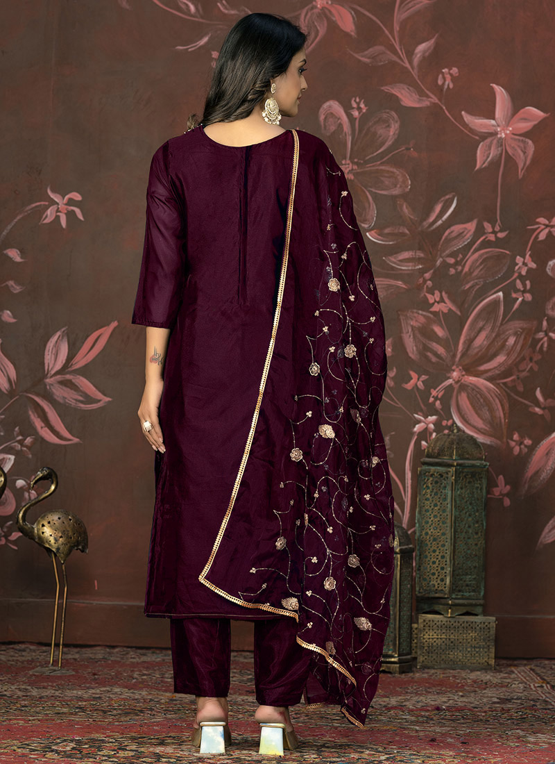 Ethnic Embroidered Suit | E2992