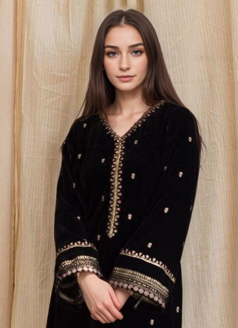 Eliza Velvet Grey Kurta Set