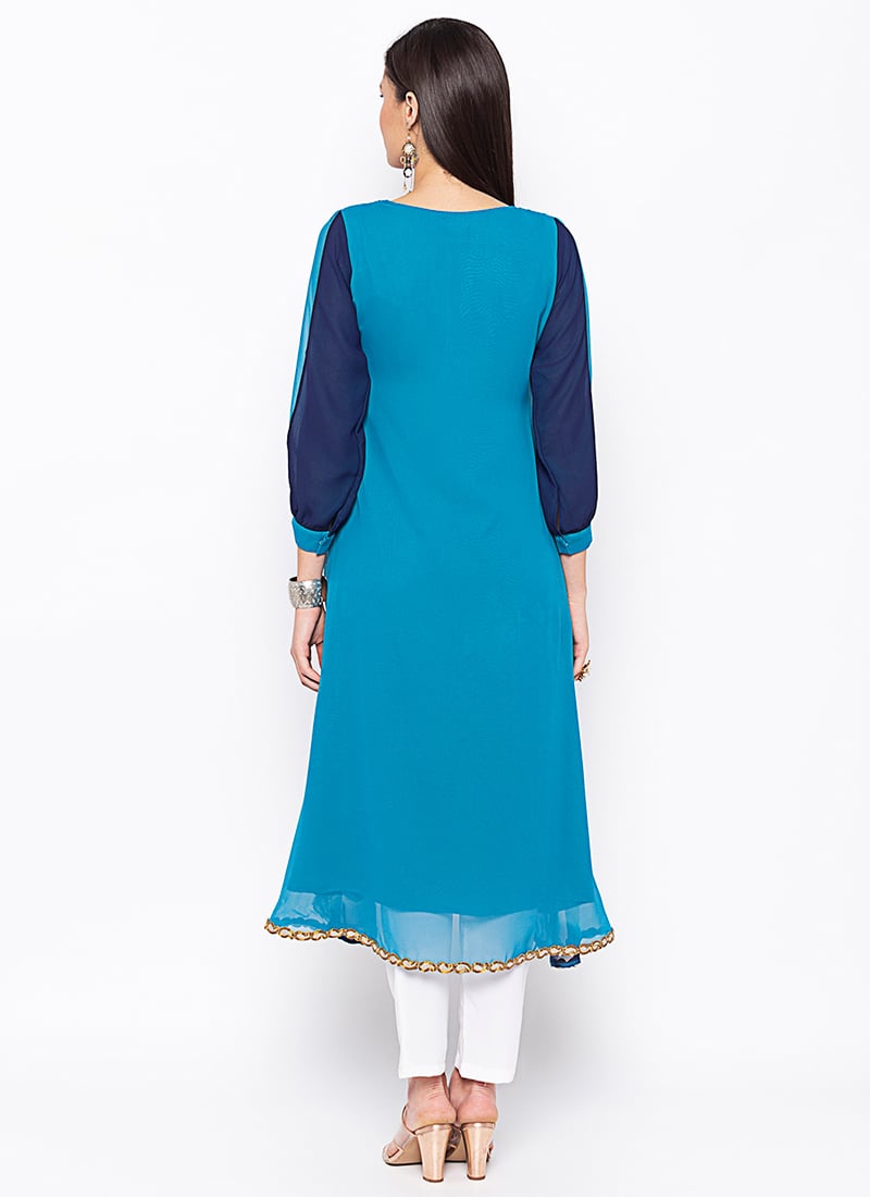 Women's Straight Magenta Printed Kurta Sets With Trousers main image 1