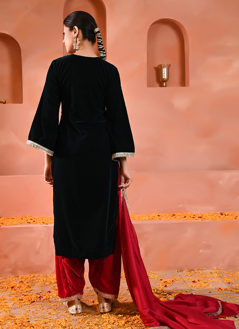 Vistavelle Luxury Wine Velvet Zari Mirror Top–Pant with Batwa Set