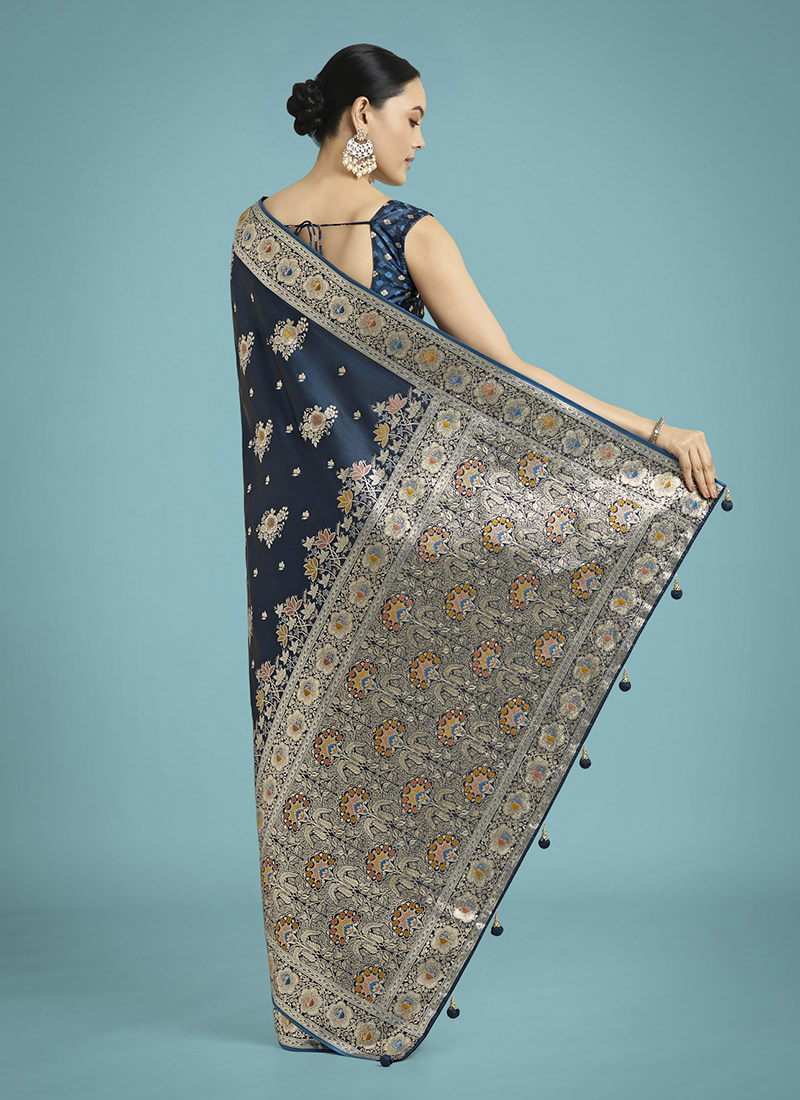 Women Teal Banarasi Silk Digital Printed Saree With Unstitched Blouse