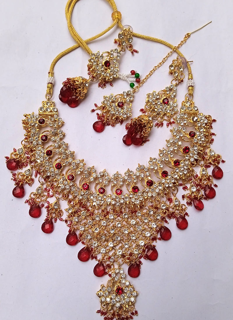 Buy Embellished Gold Plated Moti Necklace Online at Best Price | Cbazaar