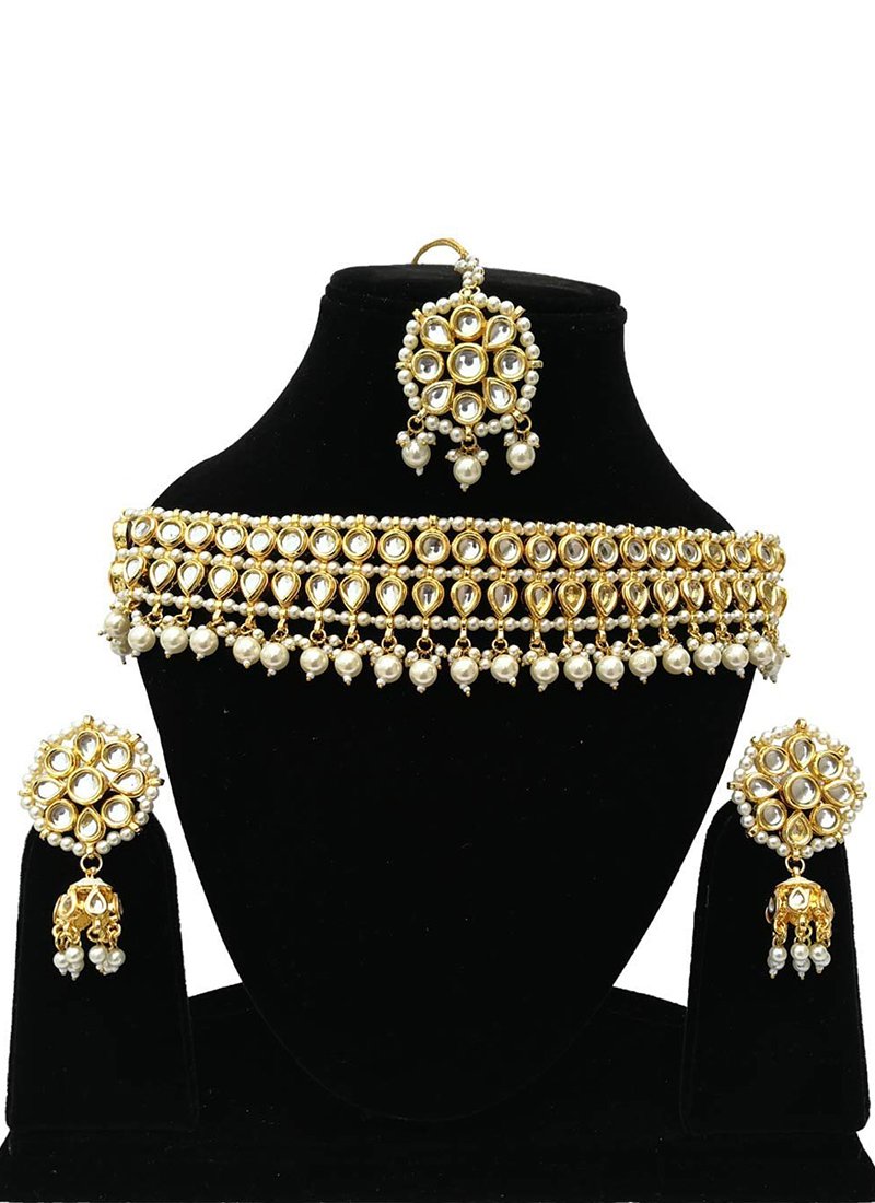 Buy Gold N White Choker Set, Kundan , Beads, choker Online Shopping JYMMNIKM339