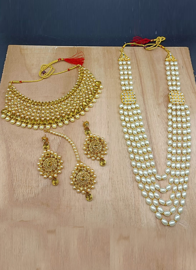 Buy Gold Necklace Set Party Wear, Kundan , Beads, necklace Online
