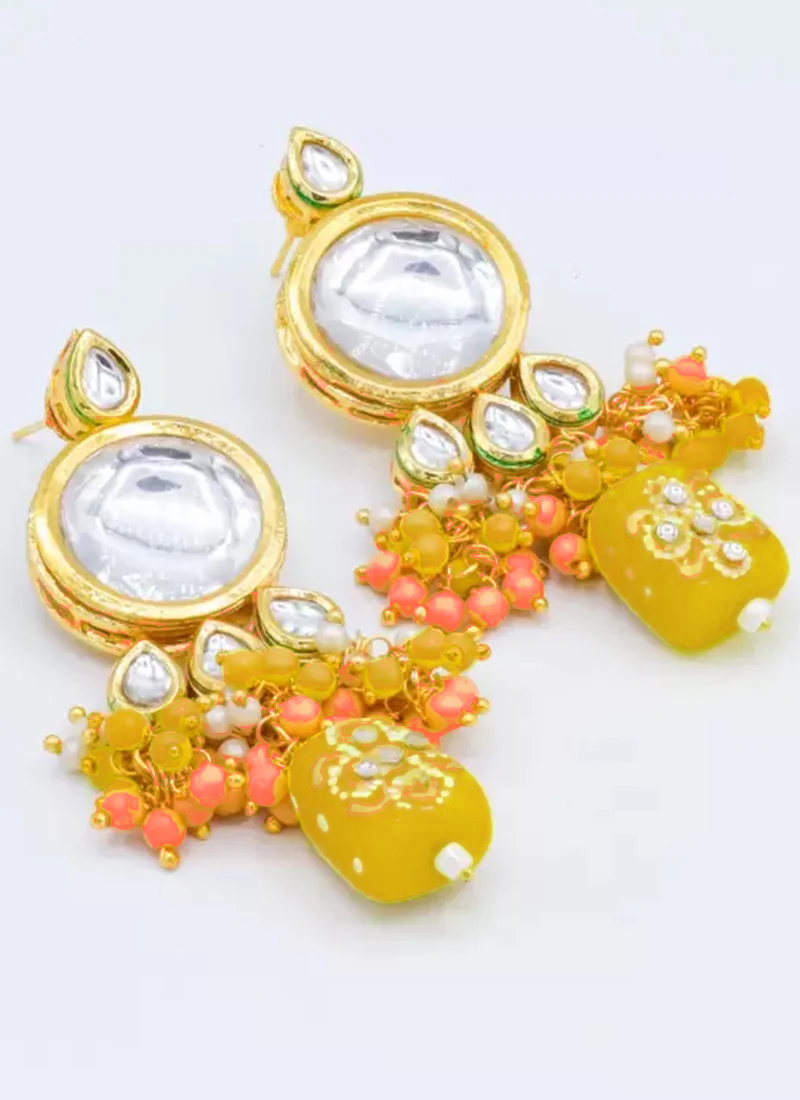 Bhargavi Kundan Danglers main image 0