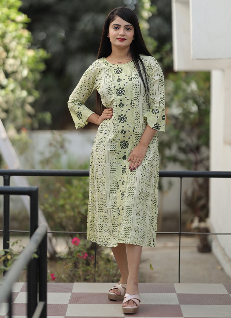 Printed Cotton Green Straight Kurti After Six Wear