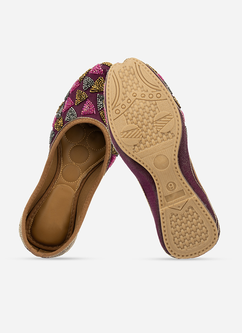 Purple Zari And Beads Work Juti