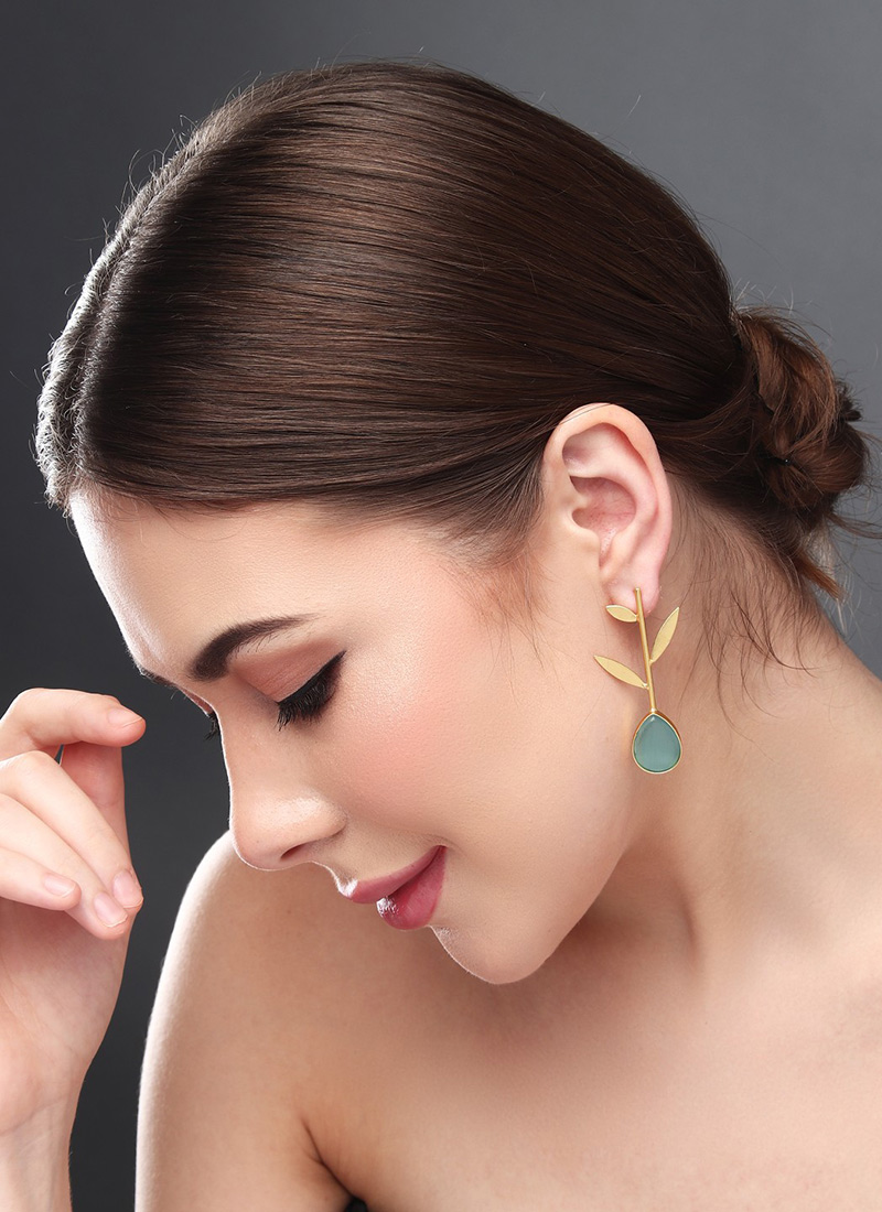 Radiant Gold Stone Drops After Six Wear