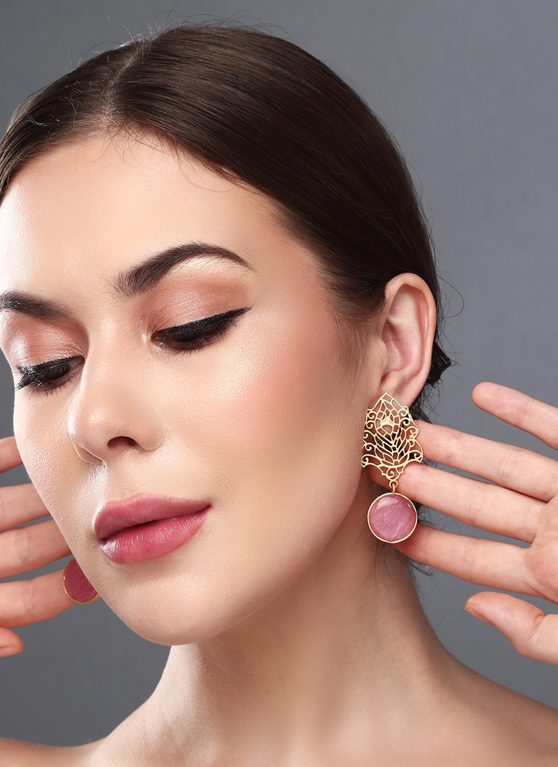 Radiant Gold Stone Drops After Six Wear
