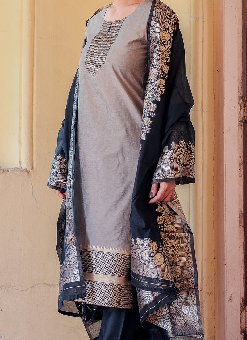Indian Dresses and Accessories Online Shopping Sale | Cbazaar Fashion