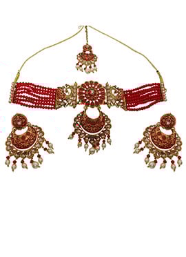 Red Alloy Choker Set With Earrings N Mangtika