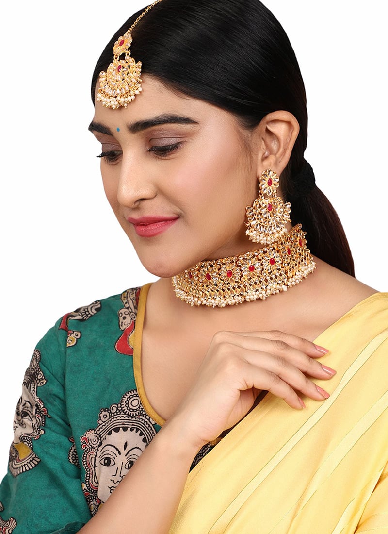 Red Kundan Pearl Chandbali Gold Plated Choker Set With Maangtikka