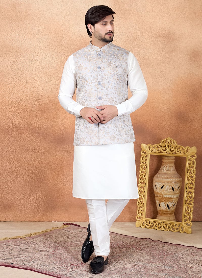 Refined White Silk Jacquard Bandi Set Festive Wear