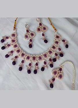 Regal Moti And Kundan Necklace