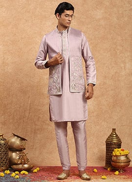 Regal Onion Pink Silk Embroidered Sequins Thread Bandi Set