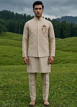 Rose Gold Silk Thread Embroidered Sequins Bandi Set