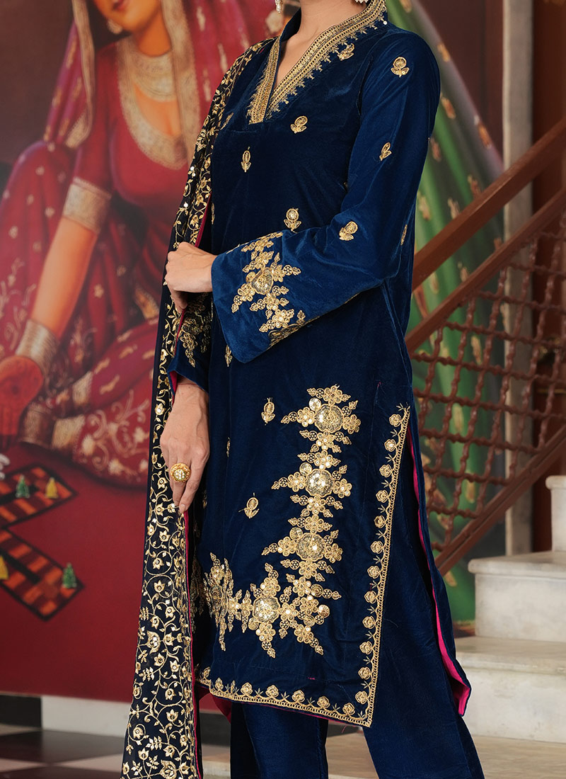 Vistavelle Luxury Wine Velvet Zari Mirror Top–Pant with Batwa Set main image 1