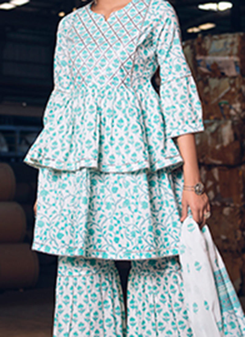 The Shahan Coat - Sea Green Mogra