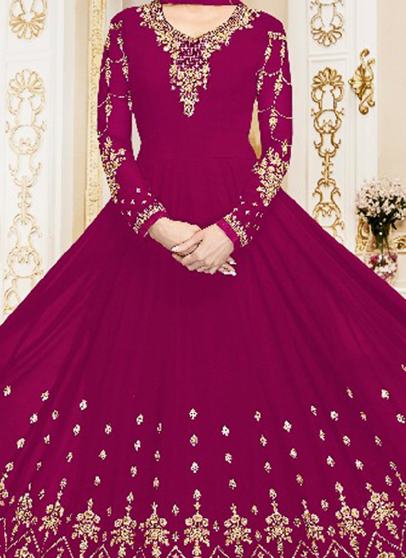 Pure Green Belt Style Anarkali Featuring Shamita Shetty