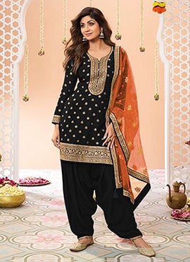 Shilpa Shetty Black Jacquard Silk Embroidered Sequins Salwar Suit